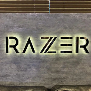 【お客様の声】RAZERジム × 背面発光LEDサイン