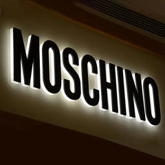 背面発光LEDサイン_MOSCHINO